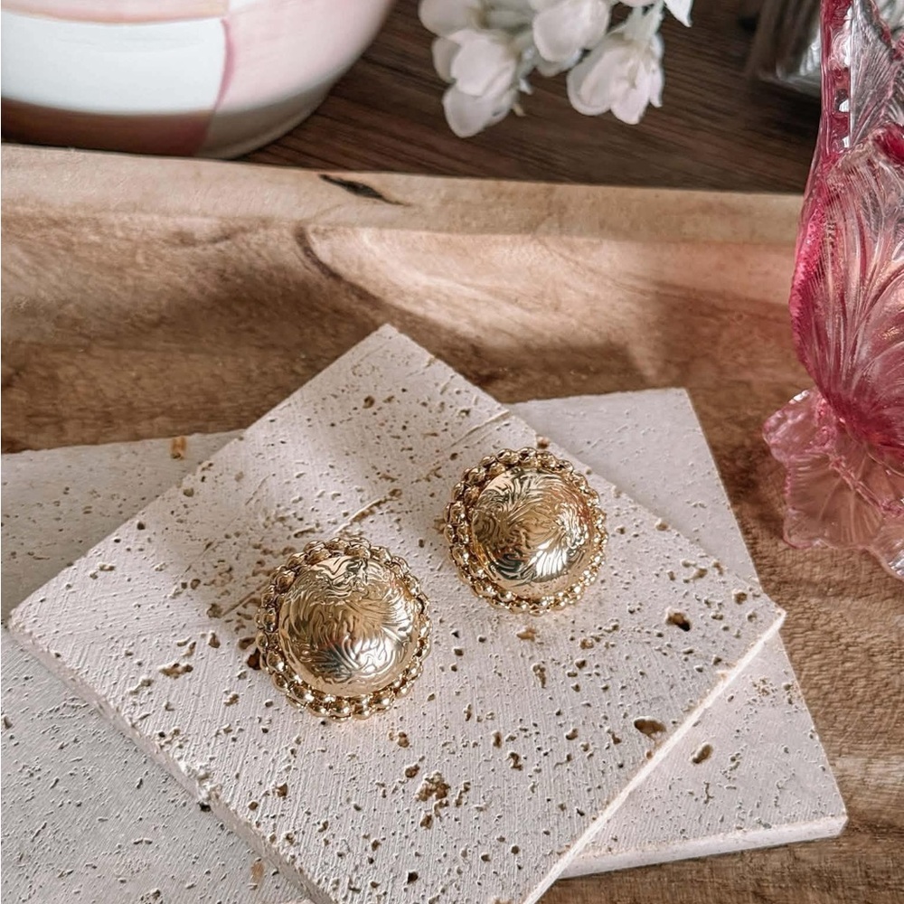 JBloom Elegant Gold Button Stud fashion Earrings women’s jewelry